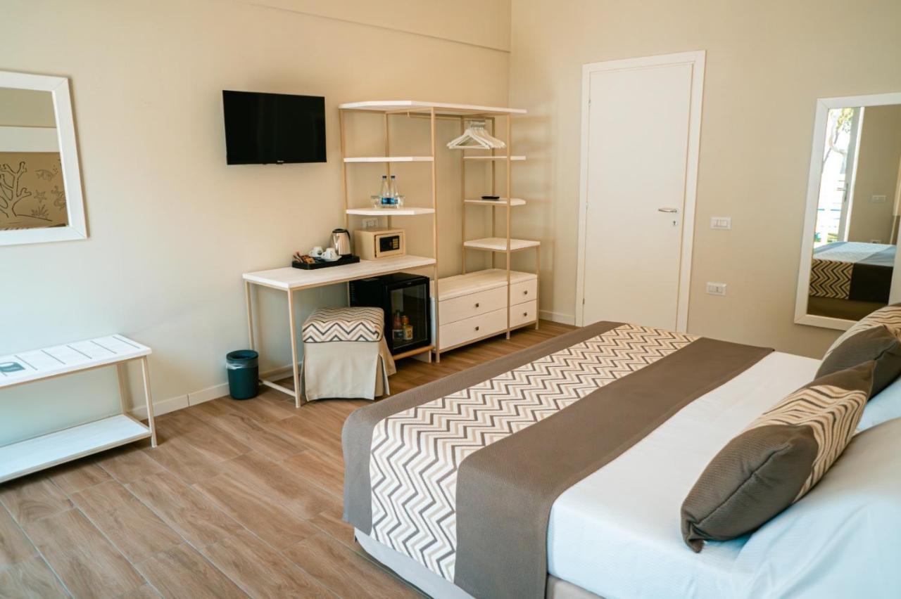 Hotel Lido Beach Phg Oristano Esterno foto