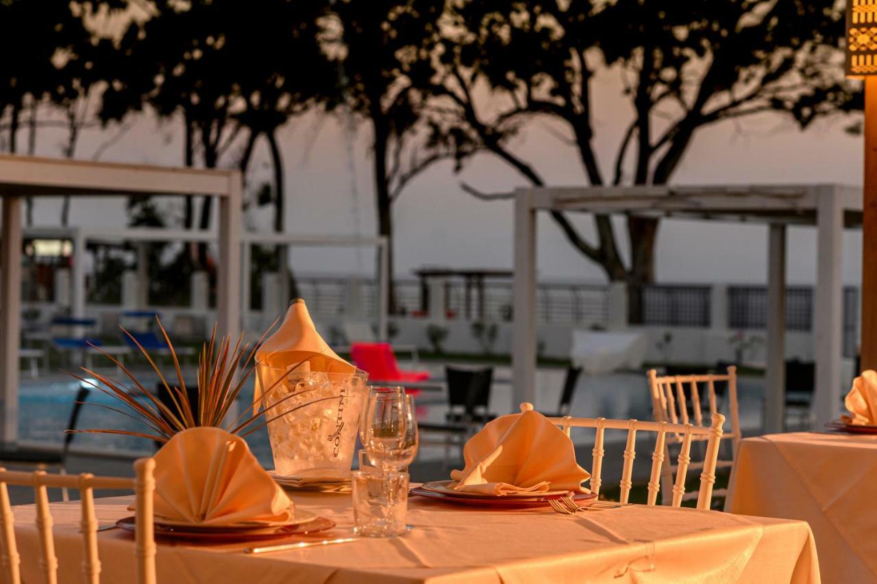 Hotel Lido Beach Phg Oristano Esterno foto